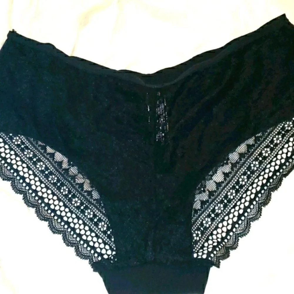 VICTORIA'S SECRET Black‎ Lace Hipster/Hugger S